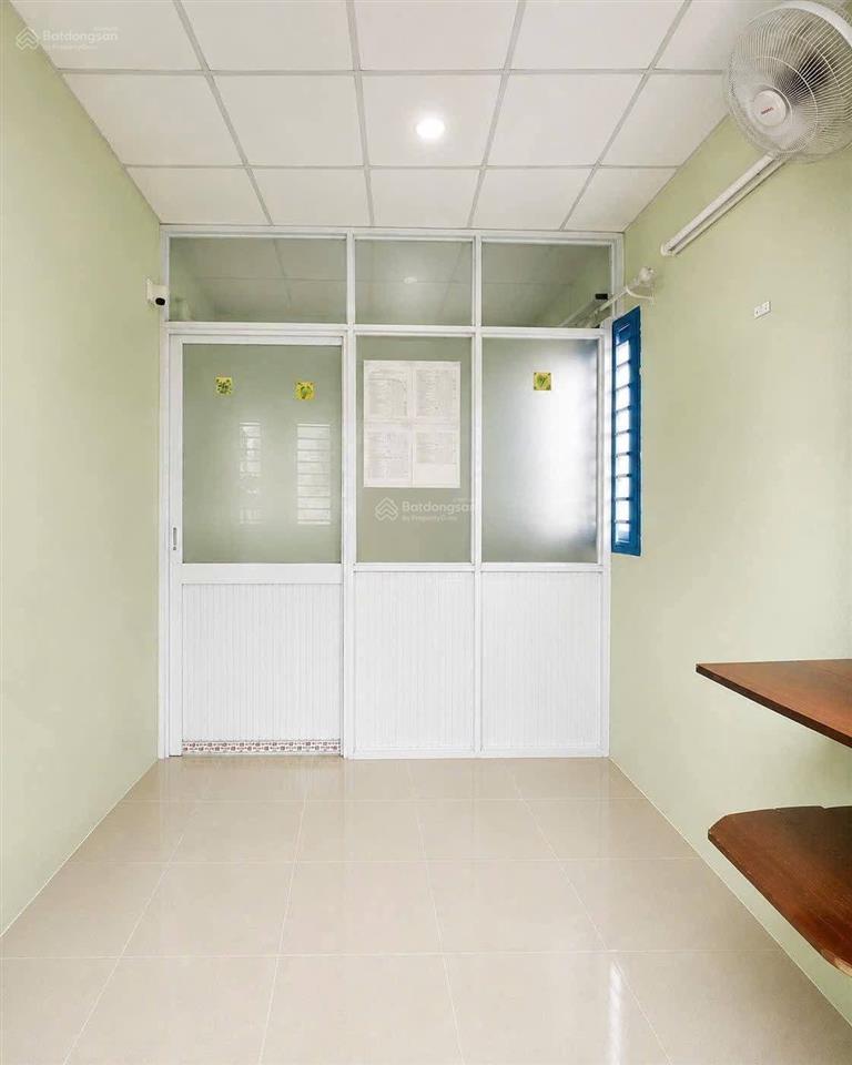 Nhà hẻm thông lạc long quân, ni sư huỳnh liên, âu cơ, chợ bùi thế mỹ, chợ trần văn quang chỉ 2 tỷ x