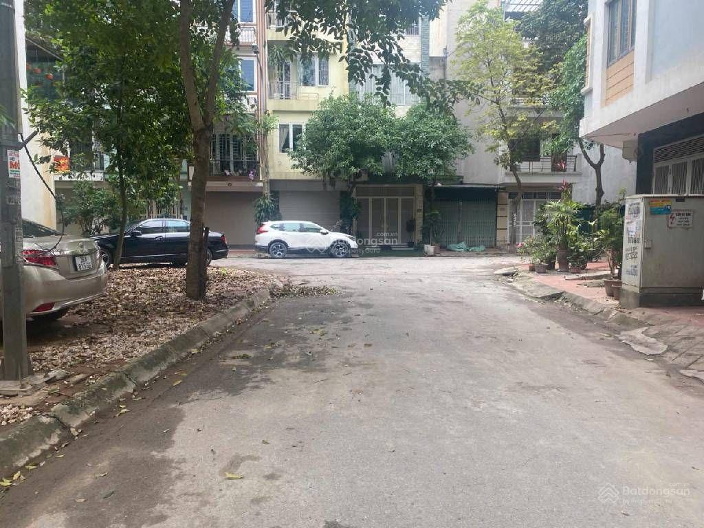 Cần bán gấp lô đất phân lô ngay cạnh himlam vạn phúc  hà đông, 50m2, mặt tiền 5m, chỉ 13 tỷ 9.