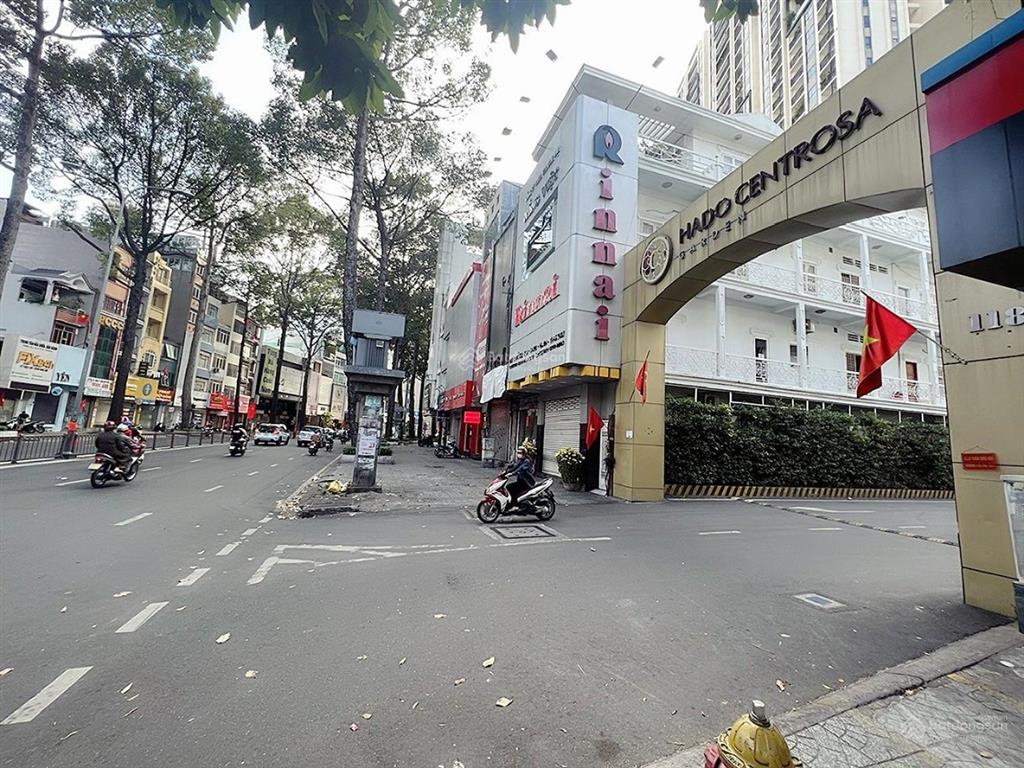 Bán nhà mặt phố tại đường 3/2, quận 10, hcm, giá tốt 25 tỷ, 70m2 vị trí đẹp !!!