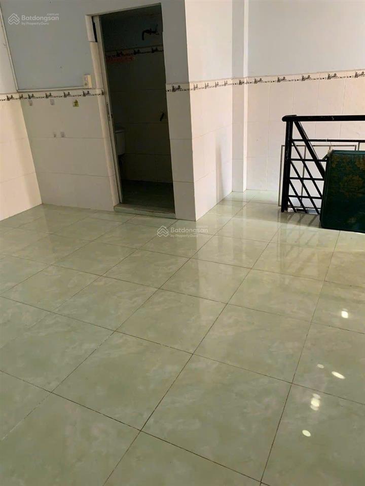 Hiếm nhà ngang gần 5m giá chỉ 3 tỷ nhỉnh. lũy bán bích  tân thành  tân phú