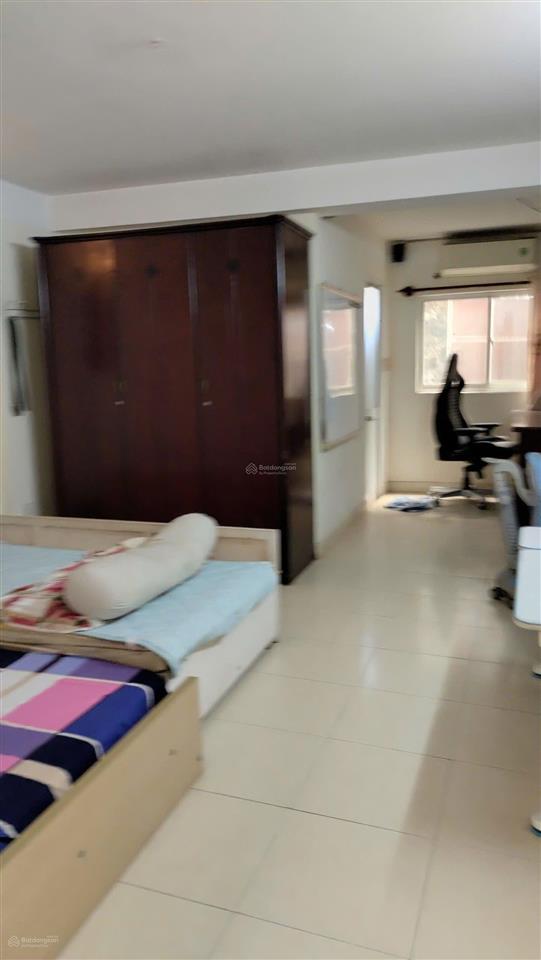 Nhà đẹp ngay trung tâm gò vấp. hẻm xe hơi. view sân bay