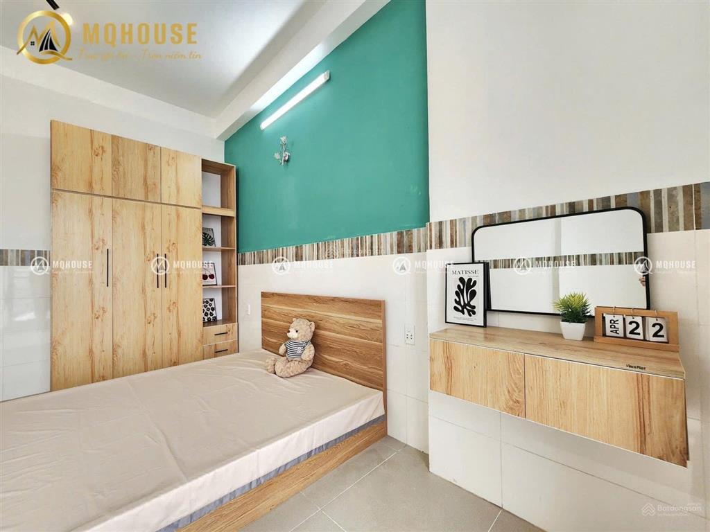 Studio 1 phòng ngủ tách bếp full nội thất rộng 40m² ngay đầm sen