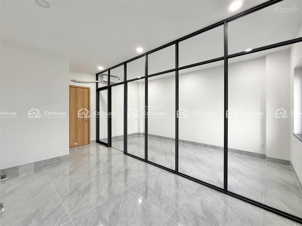 Studio tách bếp 40m2 ngay aeon mall tân phú set up full nội thất boc seal 100%