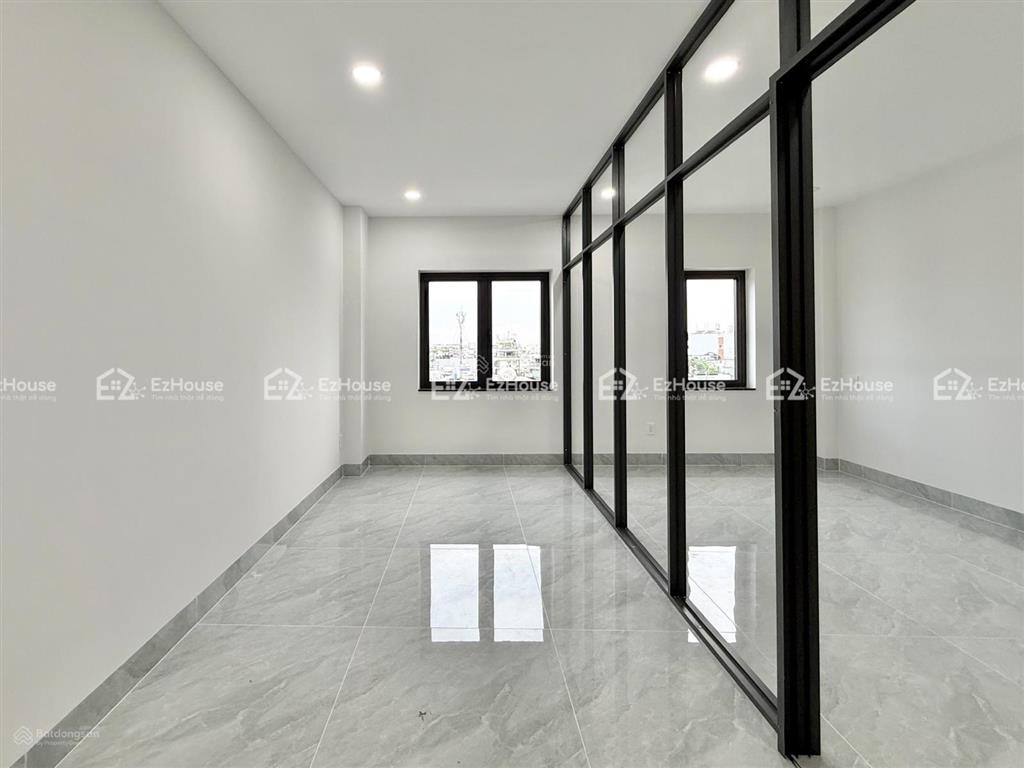 Studio tách bếp 40m2 ngay aeon mall tân phú set up full nội thất boc seal 100%