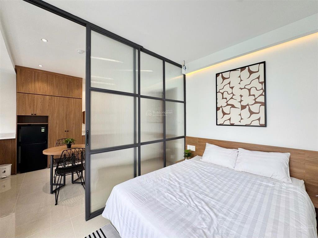 Cho thuê studio tách bếp full nội thất mgr rộng 40m2 ngay aeon mall phù hợp ở gia đình