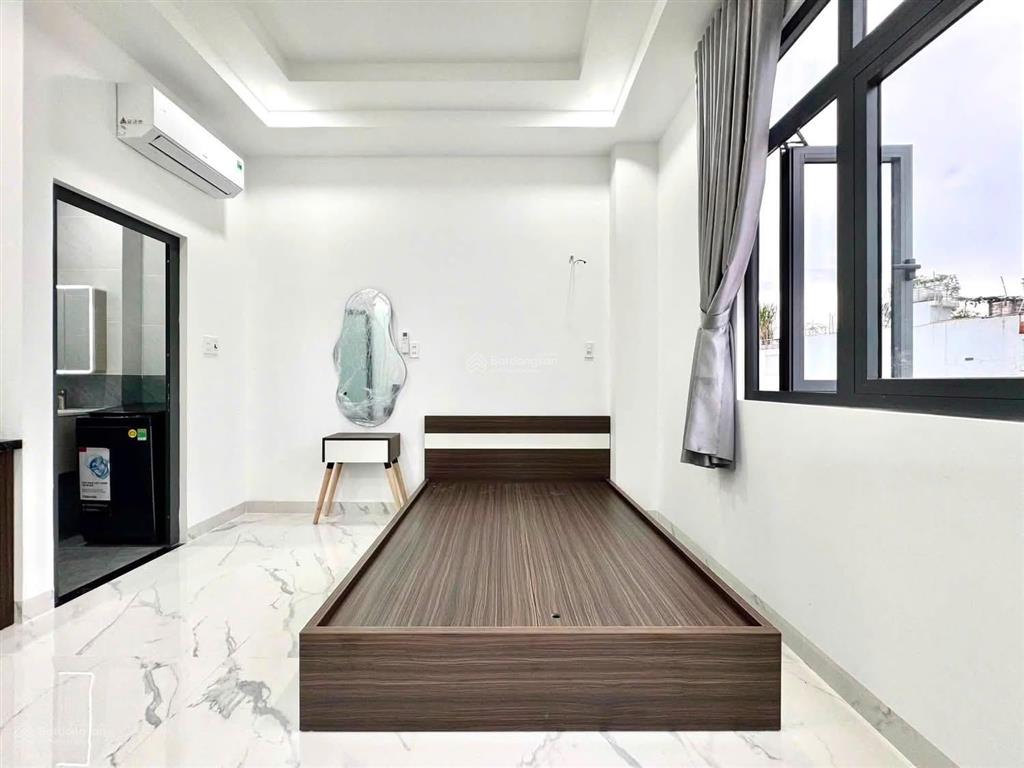 Studio full nội thất rộng 35m2 ngay đầm sen trống sẵn ở liền