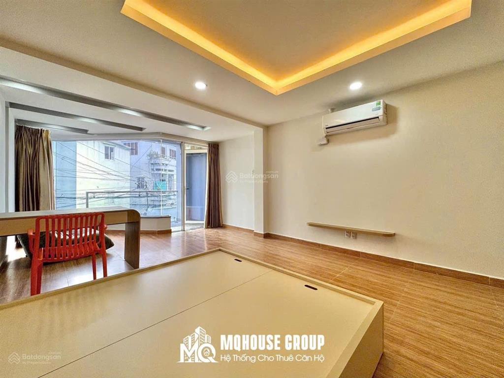 Studio tách bếp rộng 55m2 ngay đầm sen ở được gia đình