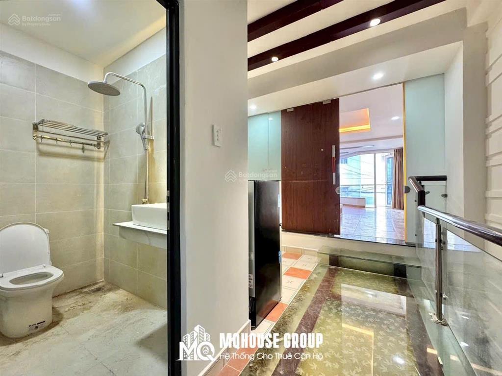 Studio tách bếp rộng 55m2 ngay đầm sen ở được gia đình
