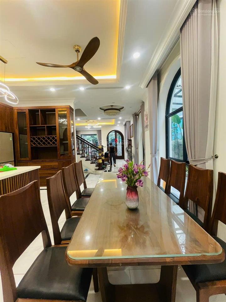 Quỹ căn liền kề/ biệt thự cho thuê. giá từ 9 triệu đến 50 tr/ tháng, view biển hồ