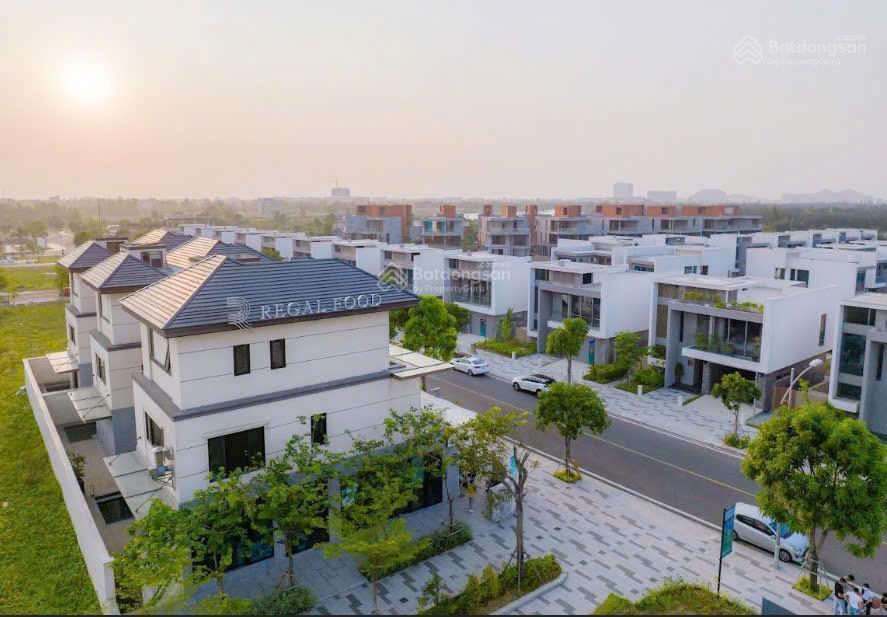 Trực tiếp chủ nhà bán biệt thự tại đảo bt5 view sông  mua ở hoặc cho thuê ngay 80 triệu/tháng