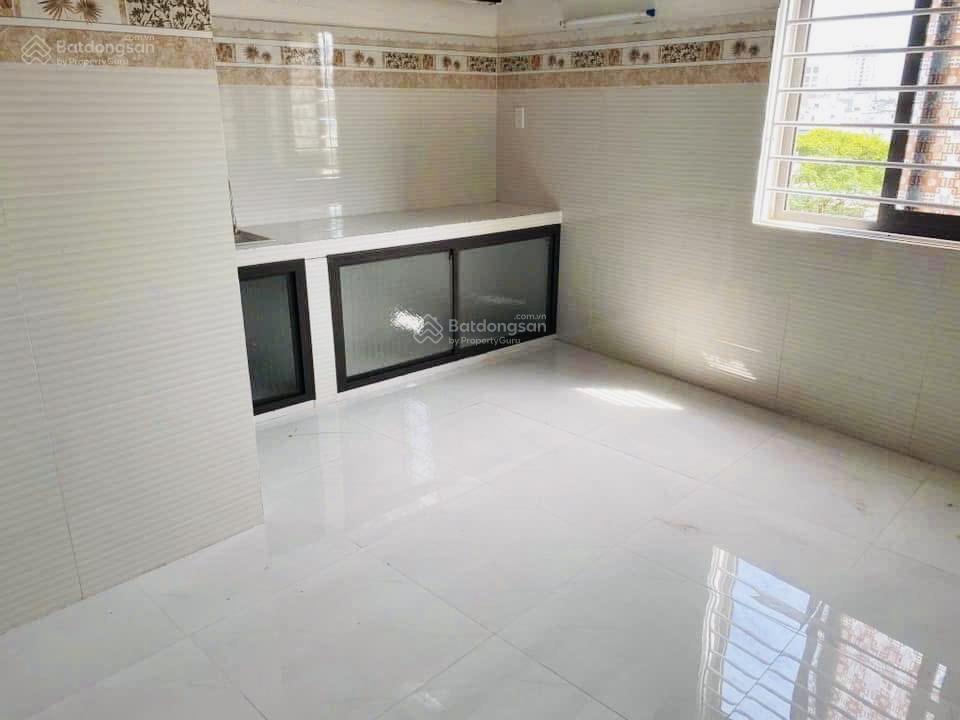 100 triệu/tháng tòa căn hộ trung tâm hải châu sát cầu rồng