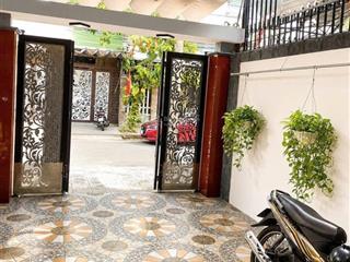 Nhà mặt tiền nguyễn khang 3 tầng 3 mê kiên cố full nội thất chỉ việc xách vali vào ở