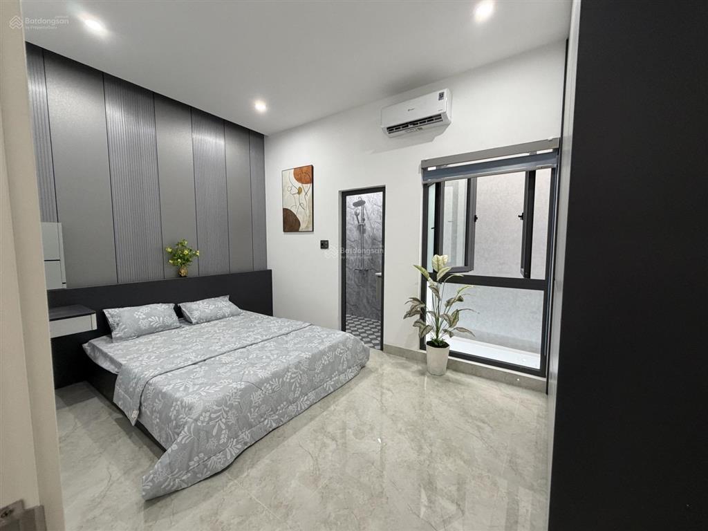 Siêu phẩm tiểu la 3 tầng full nội thất chỉ 5,55 tỷ