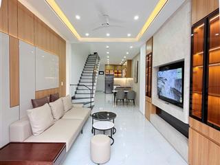 Nhà mới 100% 3 tầng full nội thất kiệt 3m gần ô tô