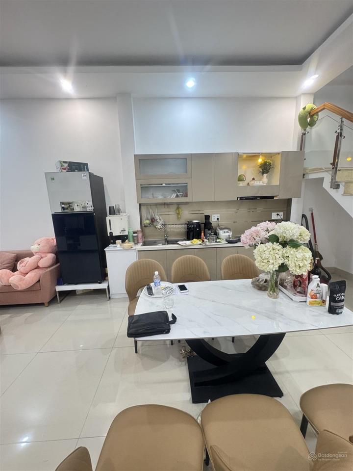 Nhà đẹp điện biên phủ kiệt ô tô đỗ cửa cạnh aeon mall chỉ 5,5 đồng