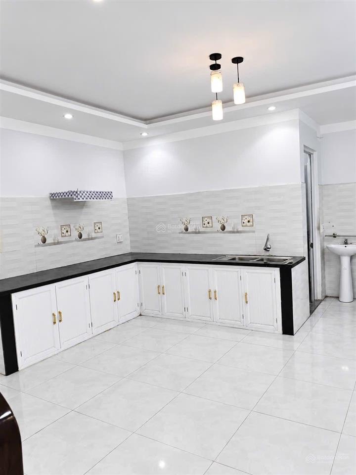 Dũng sĩ thanh khê nhà 3 tầng sát biển dòng tiền 8tr/tháng chỉ 6,3 tỷ