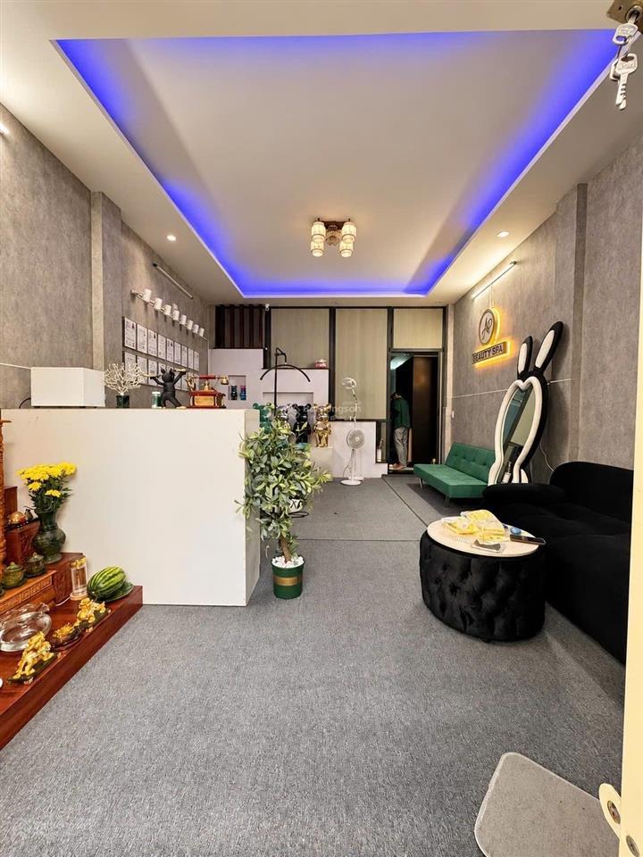 Dũng sĩ thanh khê nhà 3 tầng sát biển dòng tiền 8tr/tháng chỉ 6,3 tỷ