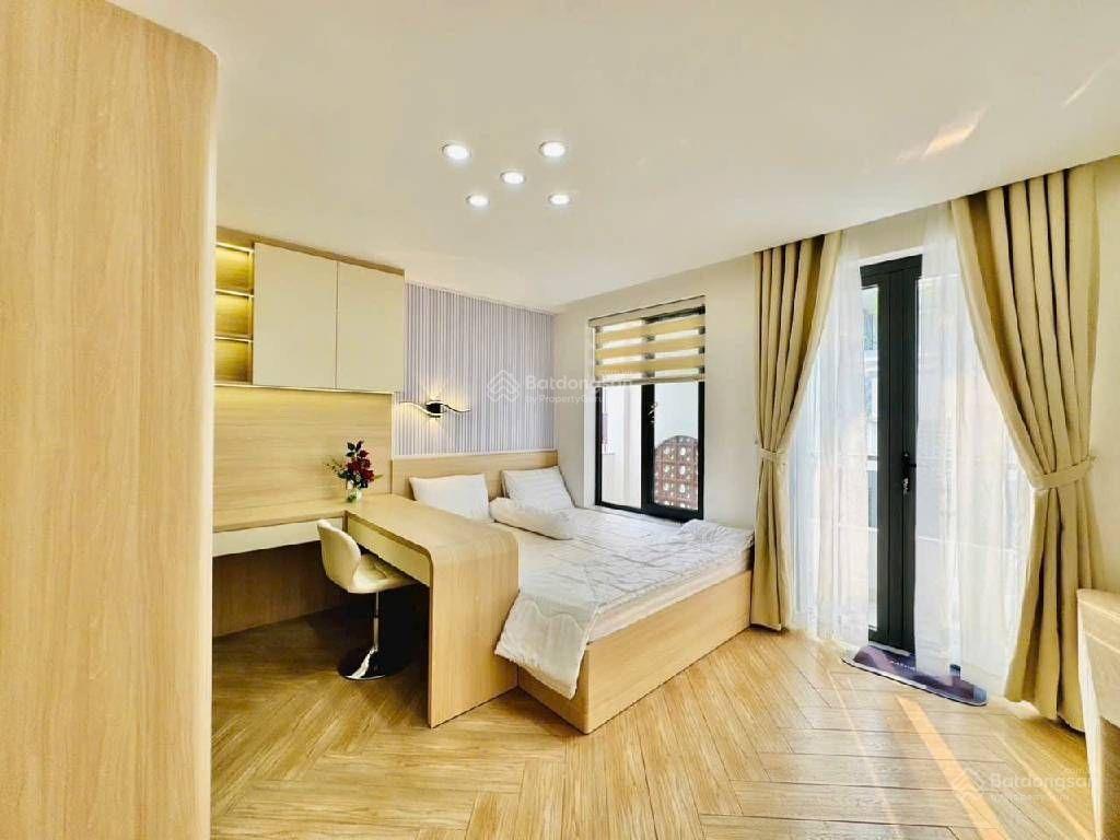 Siêu phẩm xây mới hxh phan huy ích gần emart phan huy ích nhà 5 tầng full công năng