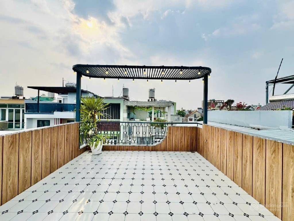 Siêu phẩm xây mới hxh phan huy ích gần emart phan huy ích nhà 5 tầng full công năng