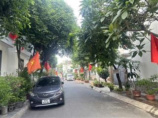 Bán nhà hẻm xe hơi 8m  trương thị hoa ( 4x20 )  nhà 2 tầng giáp gò vấp  sổ riêng  giá còn tl