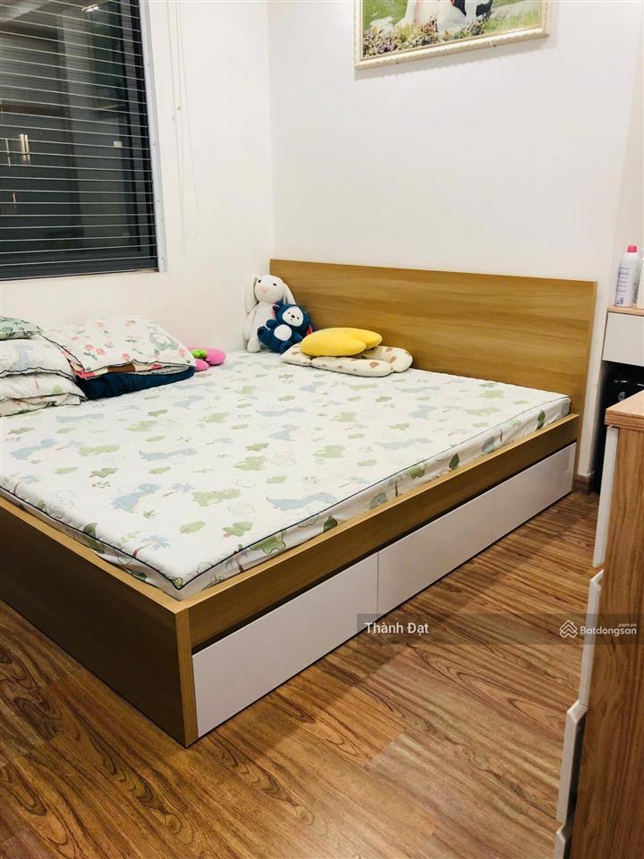 Chính chủ bán ch 2pn, dt 70m2, bc nam, bao toàn bộ phí sang tên, chung cư thái hà 43 phạm văn đồng