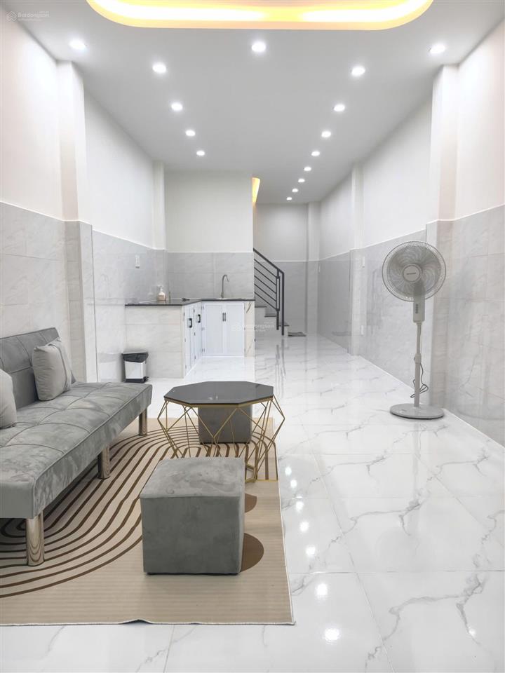 Nhà góc 2 mặt tiền xe hơi vào tận nhà 3,5x11m, 2pn 2wc gần chợ bình tây, võ văn kiệt
