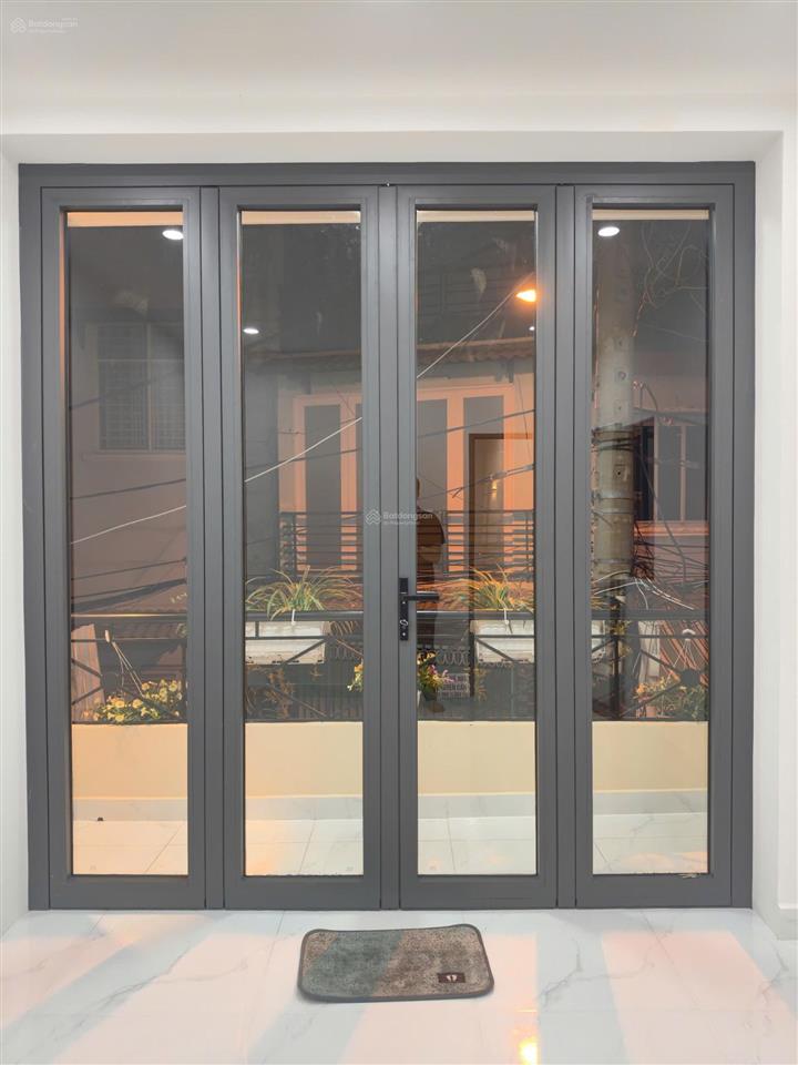 Nhà góc 2 mặt tiền xe hơi vào tận nhà 3,5x11m, 2pn 2wc gần chợ bình tây, võ văn kiệt