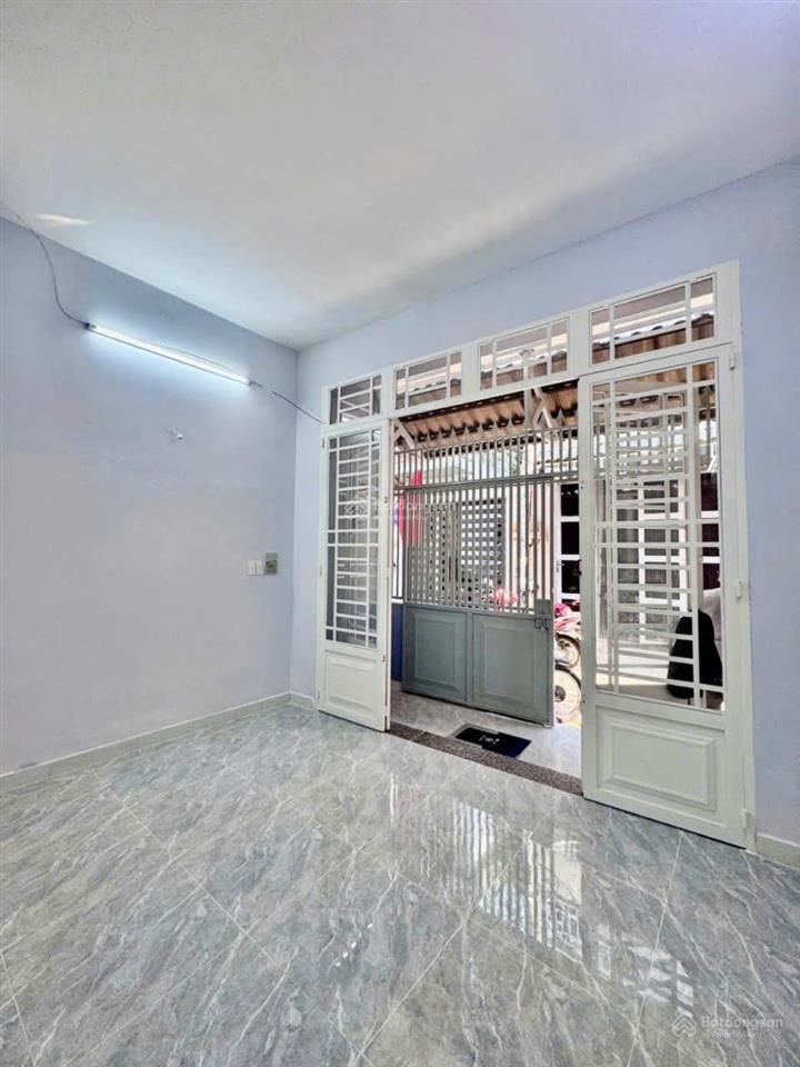 Nhà riêng bán tại lê văn quới, 4,05 tỷ, 32m2, view đẹp, uy tín