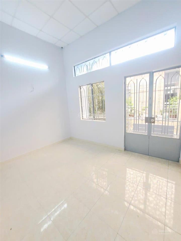Nhà riêng bán tại lê văn quới, 4,05 tỷ, 32m2, view đẹp, uy tín