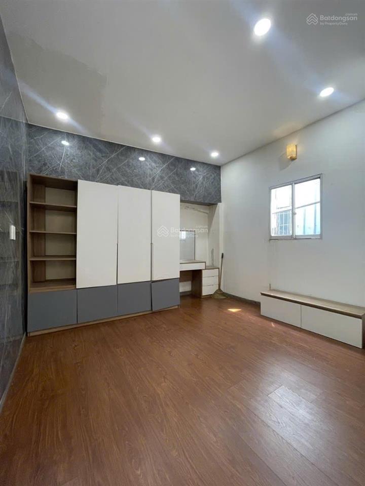 Bán nhà riêng tại hồng bàng, 3,5 tỷ, 34m2, chính chủ giá ưu đãi