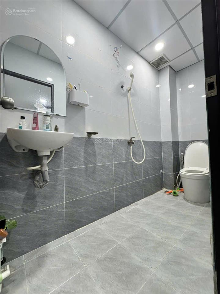 Nhà hòa bình quận 11 | ngay bùng binh đầm sen chỉ 4,85 tỷ