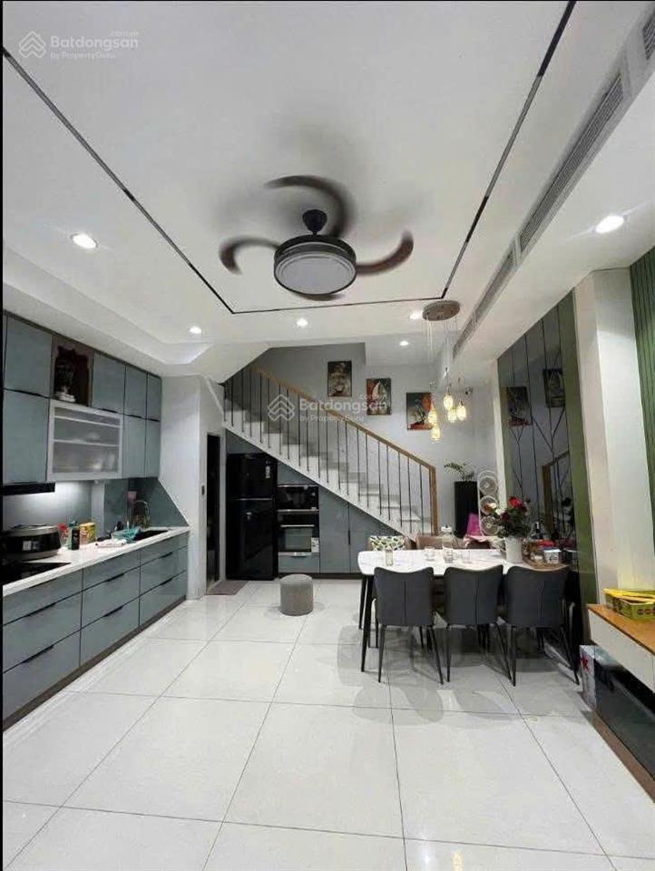 Bán nhà riêng tại tân sơn nhì, 5,9 tỷ, 34,1m2, giá tốt
