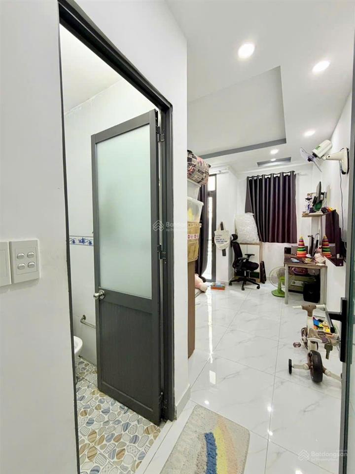 Bán nhà riêng tại 100 bình thới, 4,58 tỷ, 71,7 m2, 3pn, 2wc, tiện nghi đầy đủ