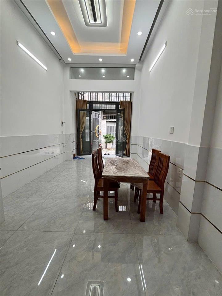 Bán nhà riêng tại lê văn quới, 4,98 tỷ, 29 m2, đẹp, nhiều tiện ích