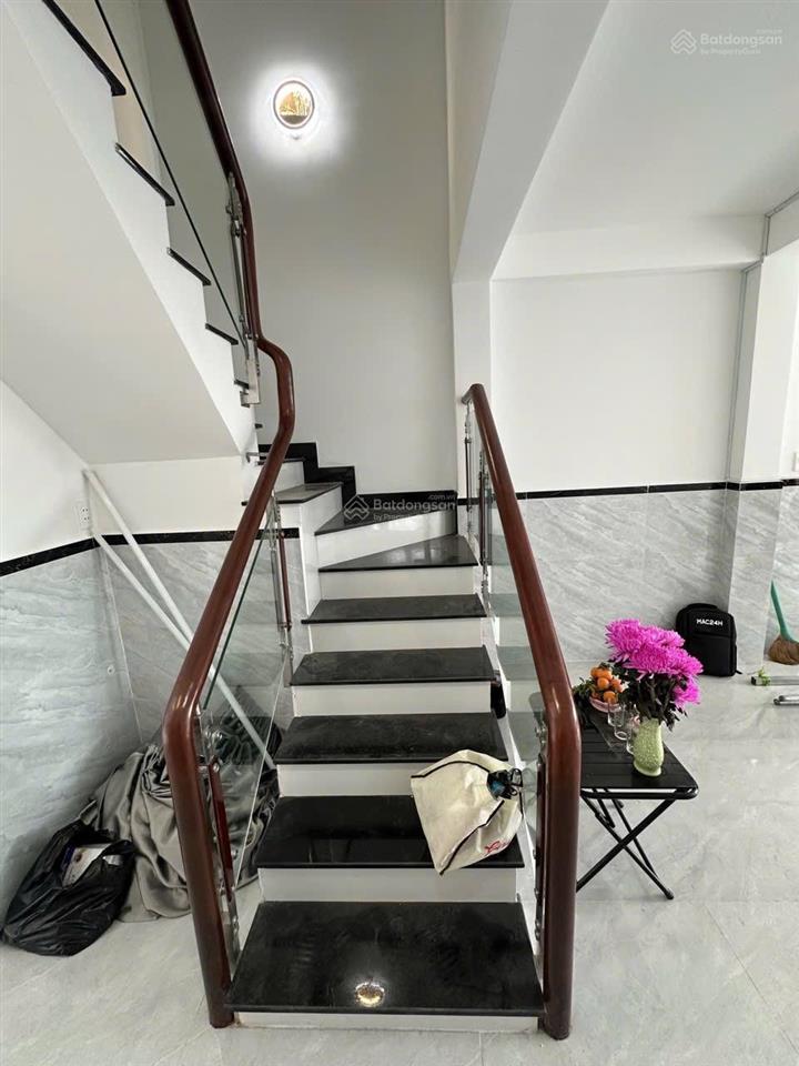 Bán nr 2pn, 2wc, 45.5m2 tại hương lộ 2, p bình trị đông, q.bình tân, giá cực chất 4 tỷ vnd