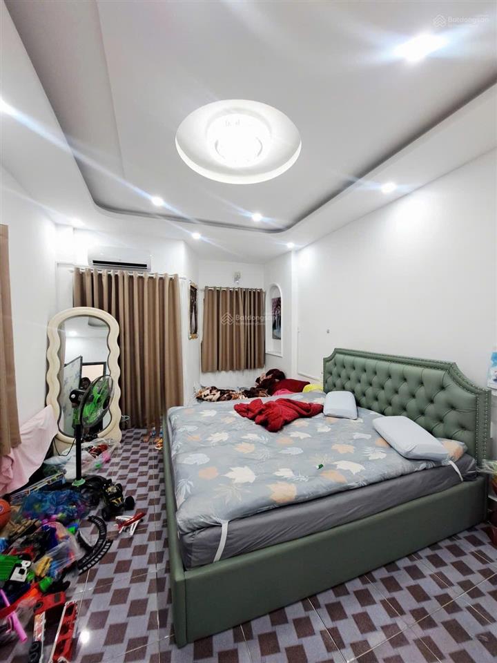 Giáp tân phú nhà đẹp 3 tầng hẻm 5m ô tô đỗ cửa chỉ 5.6 tỷ đường số 1c, phường bình