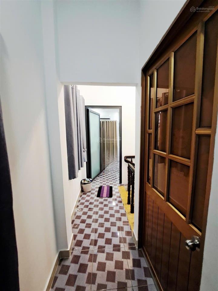 Giáp tân phú nhà đẹp 3 tầng hẻm 5m ô tô đỗ cửa chỉ 5.6 tỷ đường số 1c, phường bình