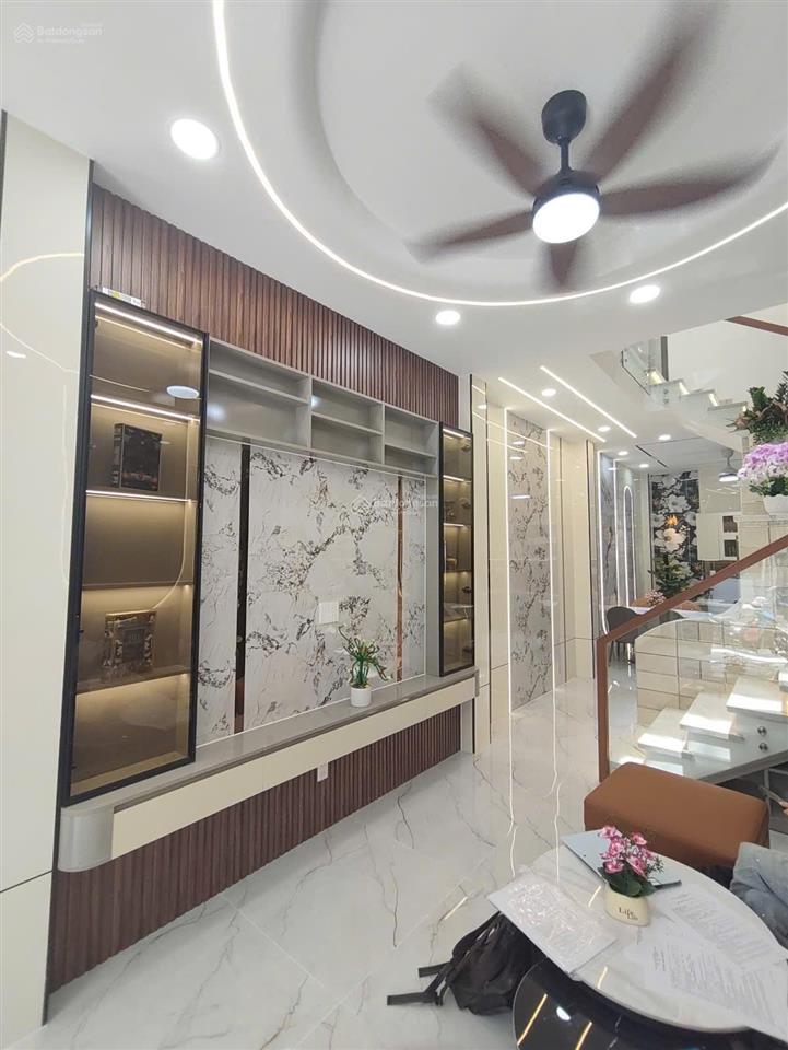 Nhà mới nguyễn sỹ sách gần mặt tiền dọn vào ở ngay chỉ 5,65 tỷ nếu anh/chị đang tìm một c