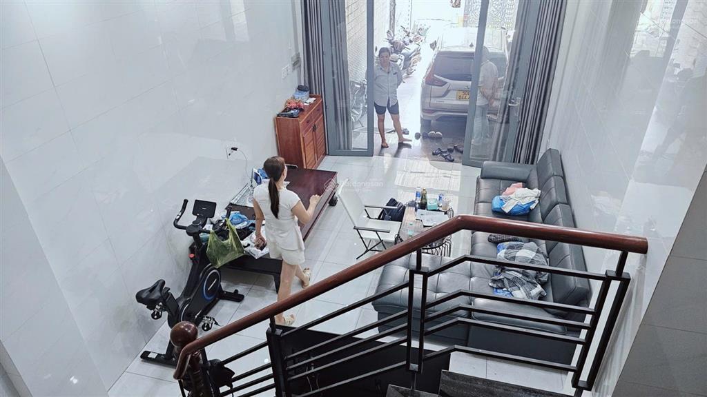 Sốc giảm chào hơn 1ty chỉ còn 9,2 tỷ nhà lầu tân cổ điển khu vip 381 tân hòa đông 4x30m 7 ph