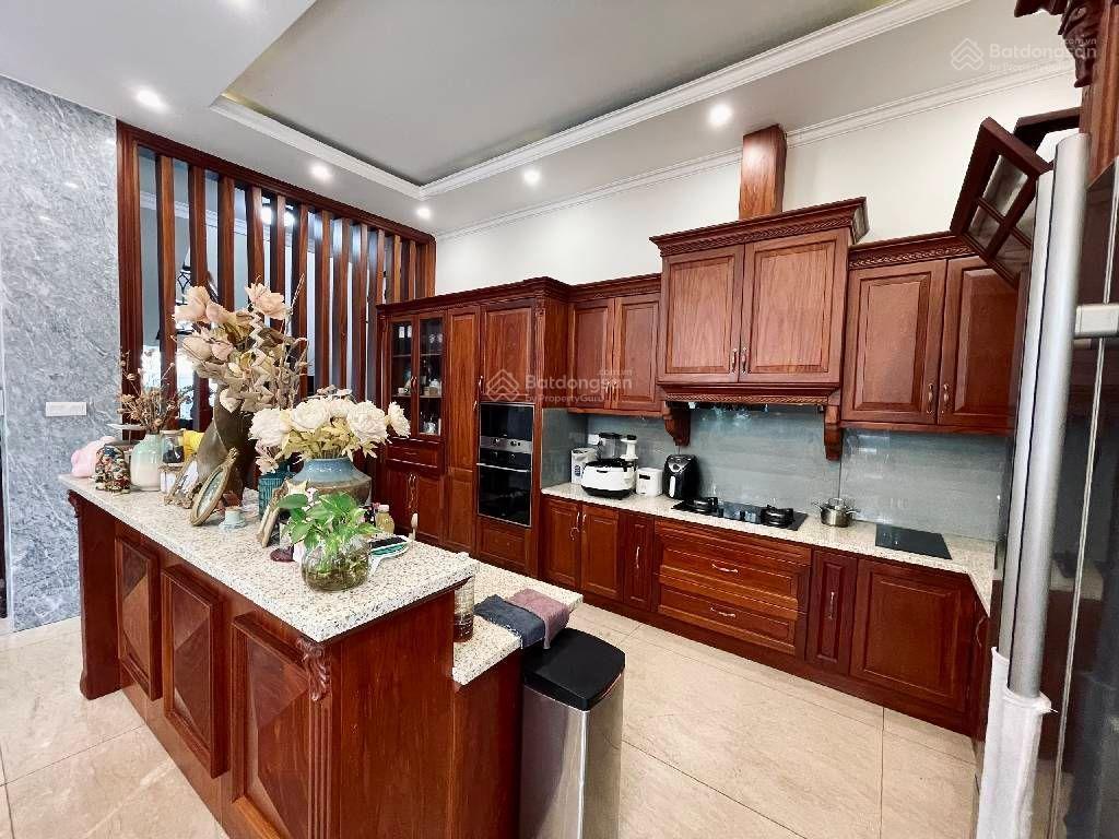 Bán bt 4pn, 5wc, 200m2, đặng thùy trâm, q.bình thạnh, giá cực chất 30 tỷ