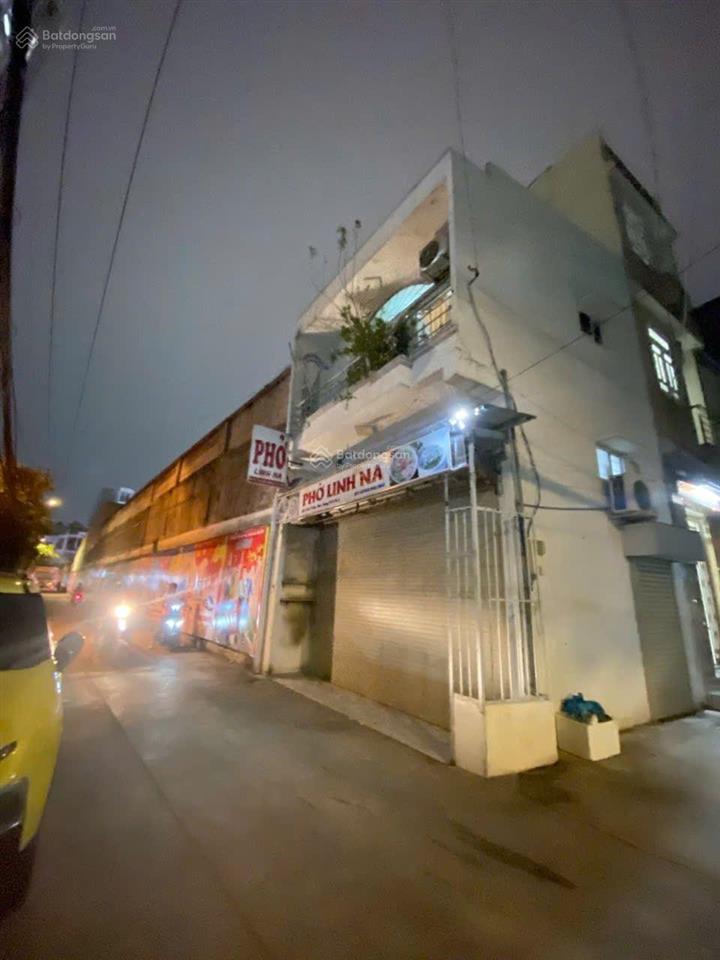 Nhà quận 6 kinh doanh tiệm phở đang hoạt động nhỉnh 3 tỷ hẻm 6m ô tô tránh nhau nhà góc sát ủyban