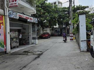 Nhà quận 6 kinh doanh tiệm phở đang hoạt động nhỉnh 3 tỷ hẻm 6m ô tô tránh nhau nhà góc sát ủyban