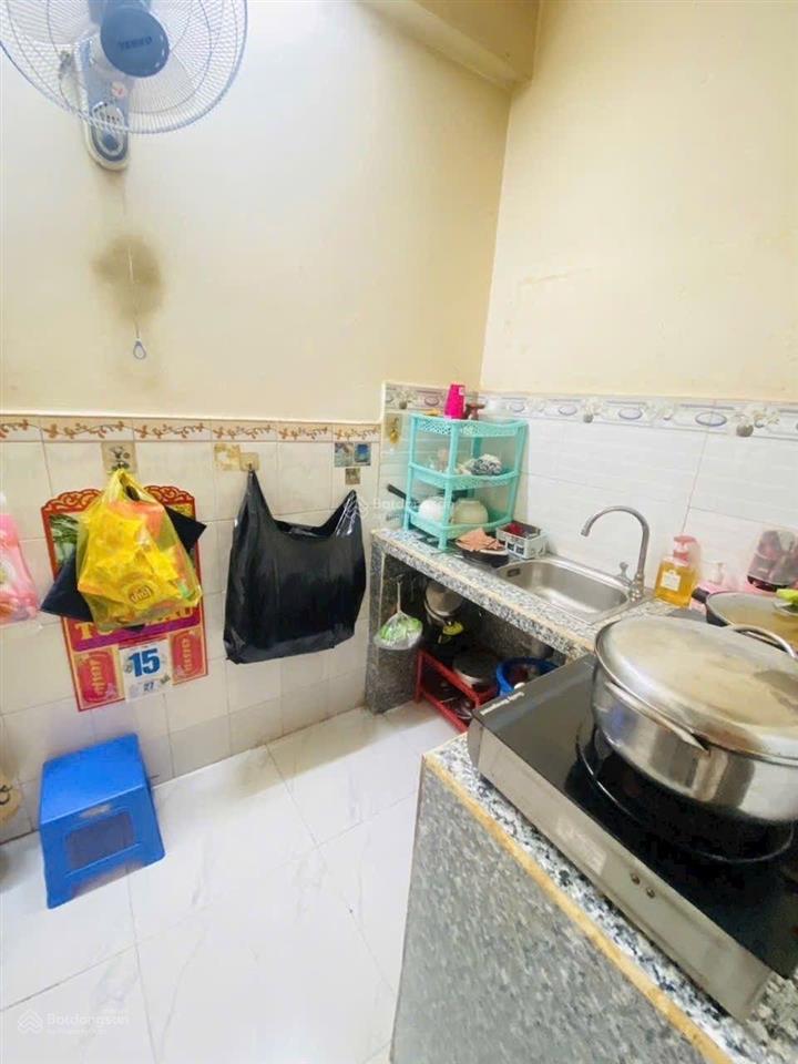 Bán gấp rẻ nhà quận 6 gần mặt tiền bà hom hơn 2 tỷ  sát khu ẩm thực sầm uất