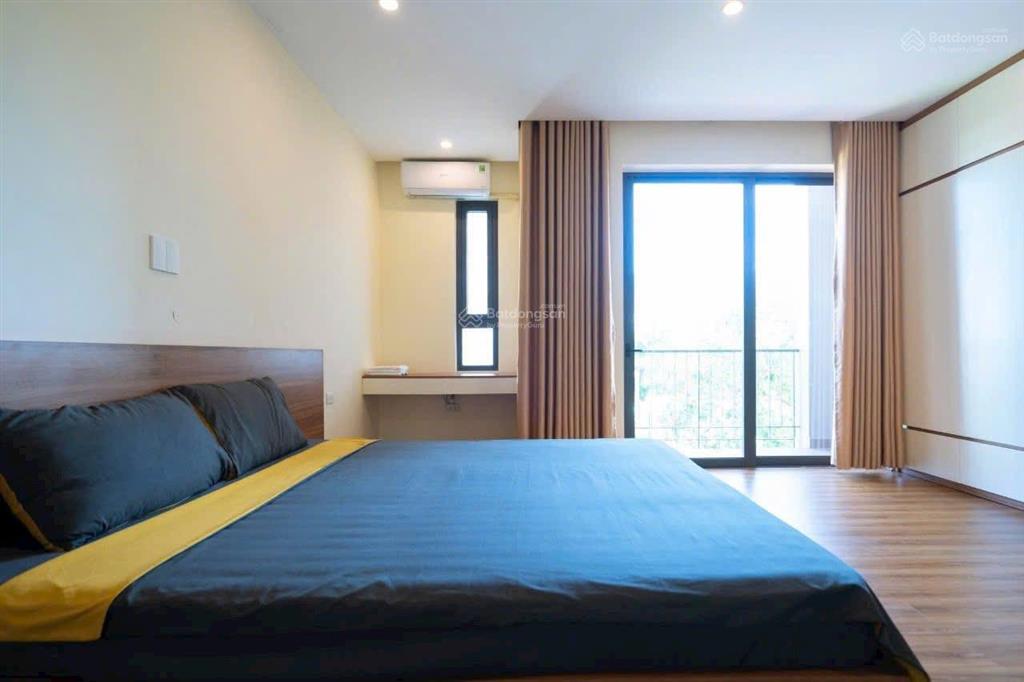 Cần bán gấp căn villa 4 tầng. full nội thất. gần bãi tắm tại trung tâm du lịch bãi cháy, hạ long