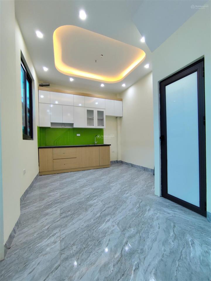 Nhà đồng mai trong đê sd 33/35m2*4t có 5 phòng rộng thoáng giá 3.99 tỷ ctl 0978 939 ***
