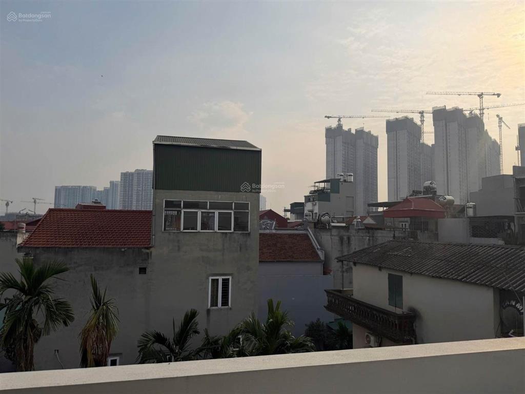 Nhà miêu nha 40m2 4 tầng mới tinh,3 thoáng, nở hậu, ở ngay.