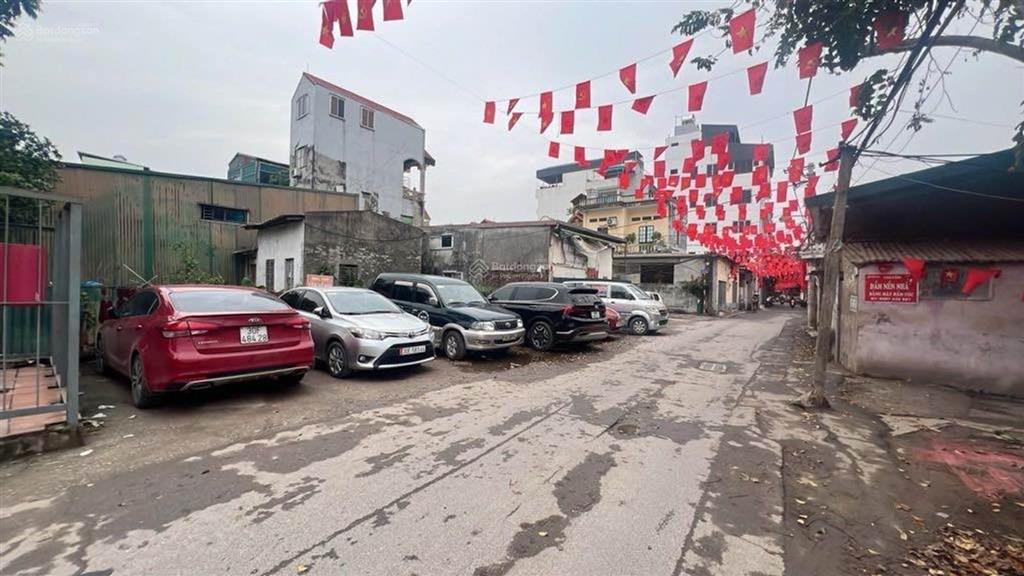 Bán nhà đại mỗ 30m 5 tầng 3 ngủ mới,ở ngay.