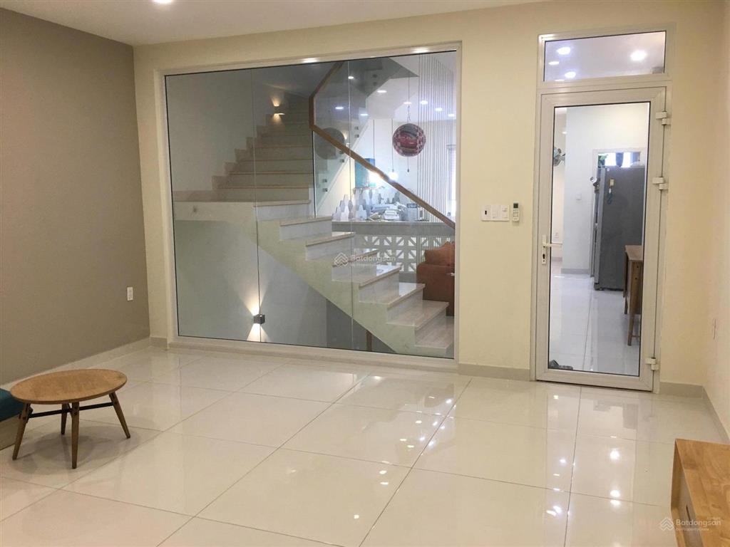 Bán nhà chính chủ mặt tiền liên phường q9 , gần global city tuyến đường thương mại sầm uất