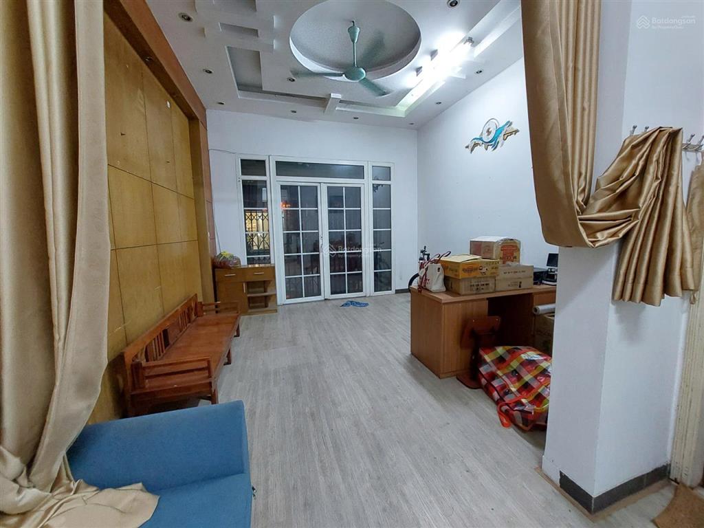 Cho thuê tầng 1 căn hộ số 32 ngõ 106 hoàng quốc việt, phường nghĩa đô, quận cầu giấy, hà nội