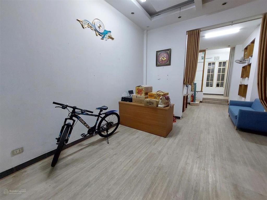 Cho thuê tầng 1 căn hộ số 32 ngõ 106 hoàng quốc việt, phường nghĩa đô, quận cầu giấy, hà nội